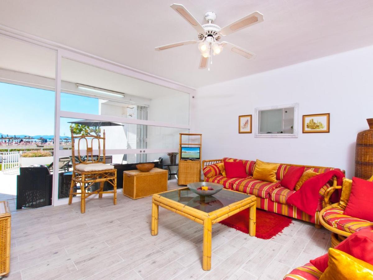 Apartamento Oiza Castle 24 At Beach, Wifi And Aircon Alcúdia